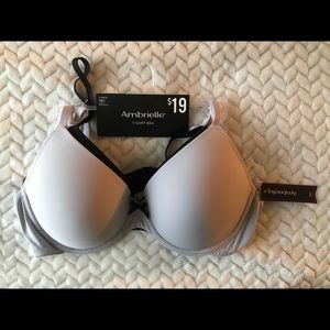 T-Shirt Bra (black bra only)